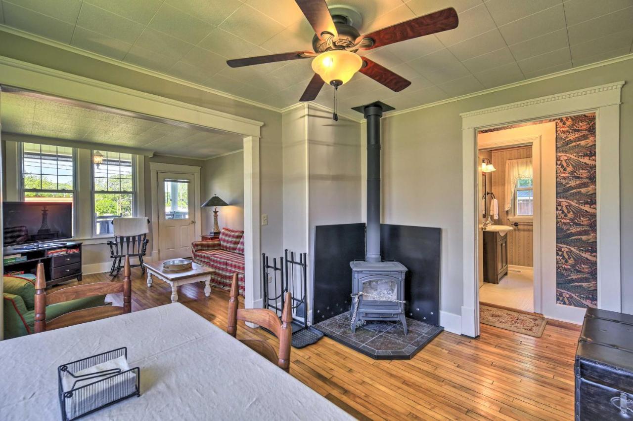 Cozy Damascus Cottage With Porch And Trail Access! Esterno foto