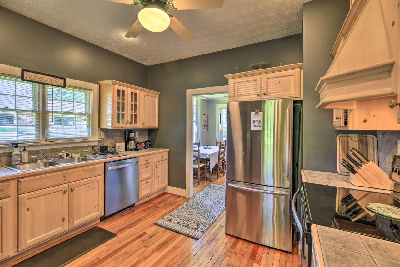 Cozy Damascus Cottage With Porch And Trail Access! Esterno foto