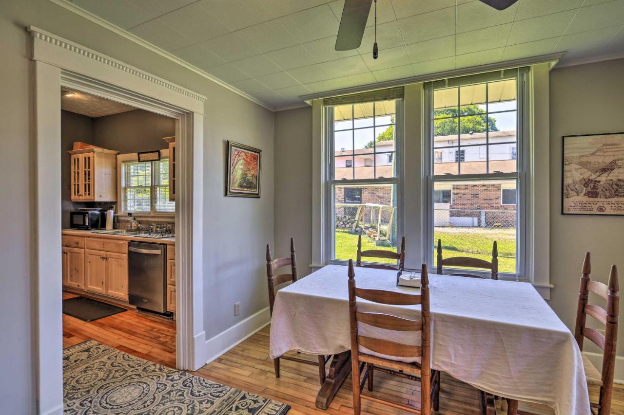 Cozy Damascus Cottage With Porch And Trail Access! Esterno foto